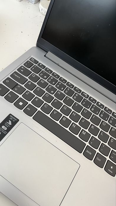 Computador Lenovo Ideapad 1