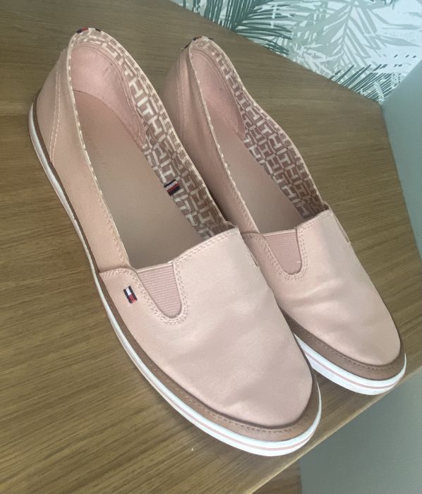 Buty damskie Tommy Hilfiger r.39