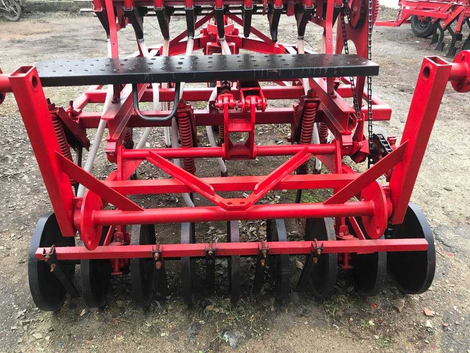 Продаємо зернові сівалки : СЗС-2,1;СТС-2.1;