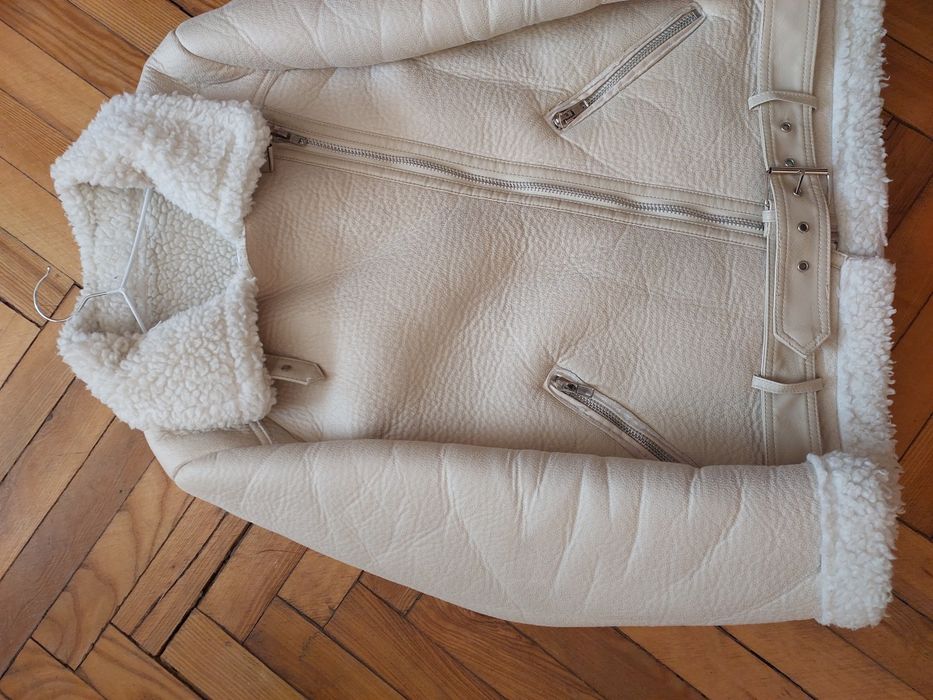 Красива зимня дублянка