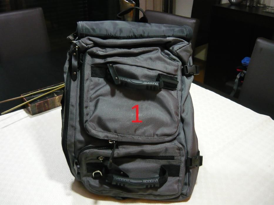 Conjunto de 5 mochilas - Vendo junto ou separado