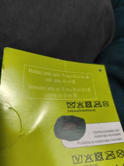 Cama para caninos ou felinos nova