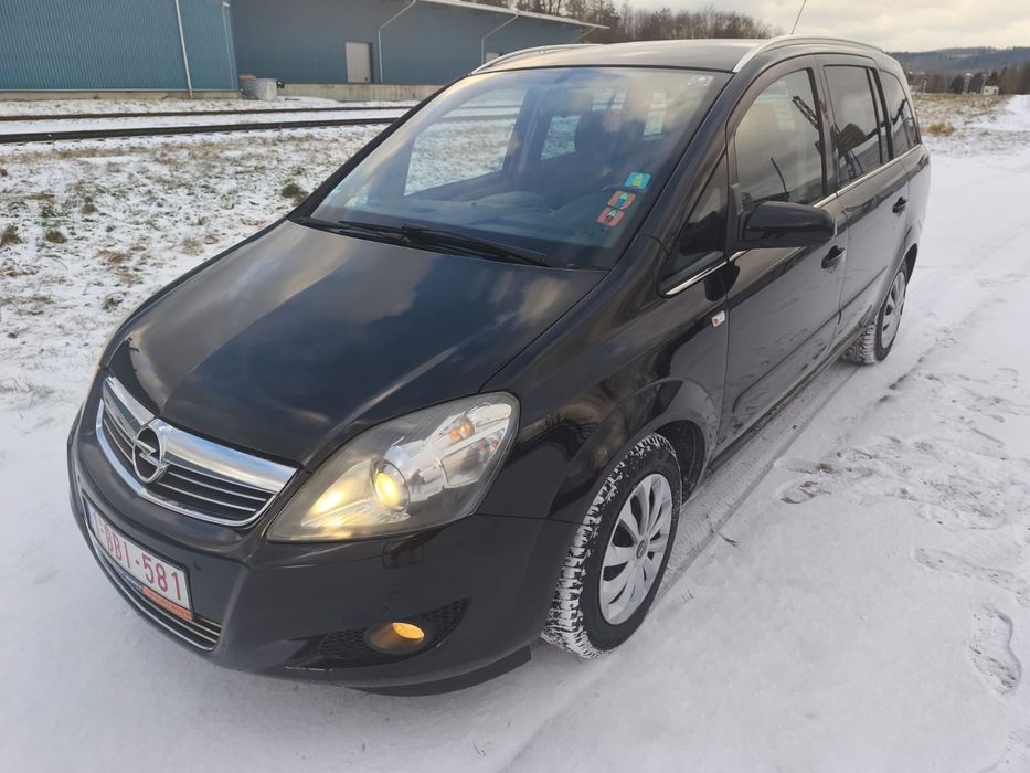 Opel Zafira B LIFT 1.8 140km Xenon Sprowadzona z Niemiec !!! Zadbana