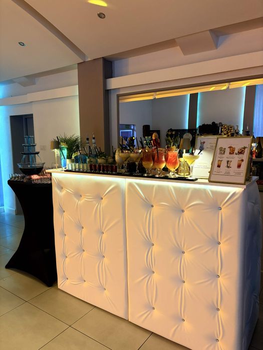 Mobilny Drink Bar  Usługi barmańskie  Wesela  Barman  imprezy 18nastki