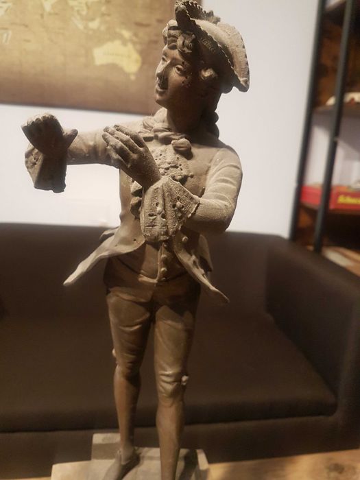 Zegar stojący figuralny, ze świecznikami XIXw.