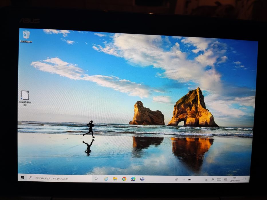 ASUS Transformer T101HA