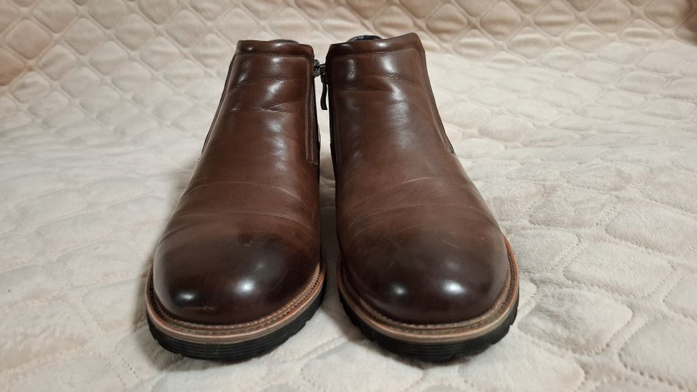 Туфлі , чоботи Tomfrie