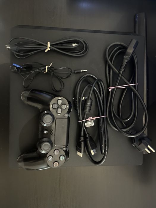 Ps4 pro 1tb, приставка, плойка, пс4
