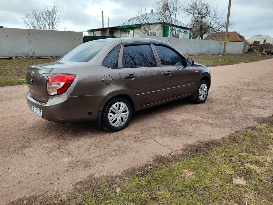 Продам автомобіль ВАЗ Гранта