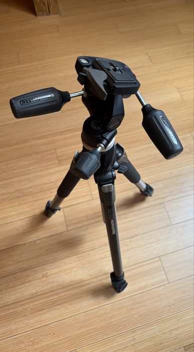 Statyw Manfrotto 055XPROB + glowica 804RC2