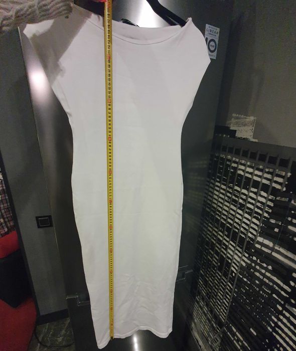 Біла сукня дуже гарна класична