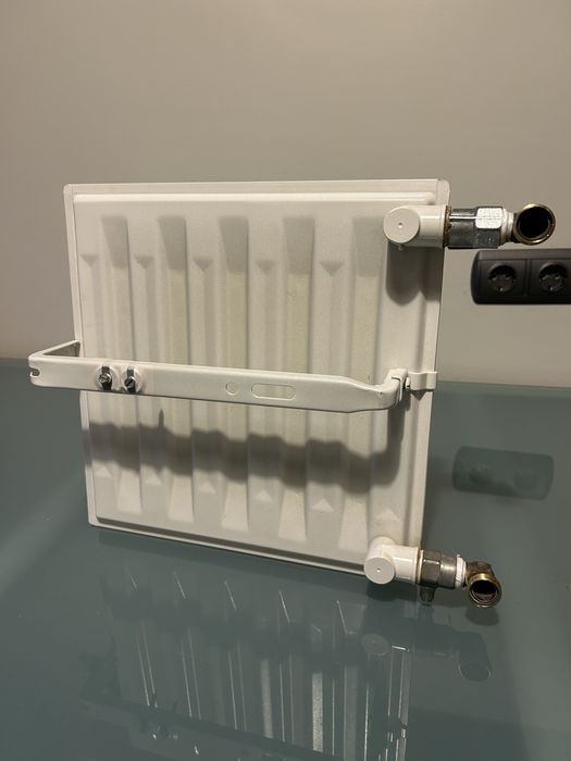4 Radiadores de instalacao de aquecimento central da marca Roca