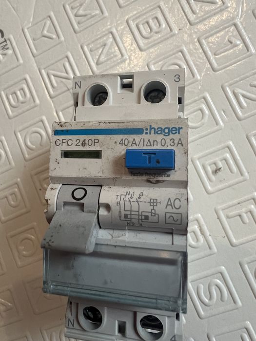 2-Pole Differential Circuit Breaker, 40 A | HAGER CFC240P64584895026178121