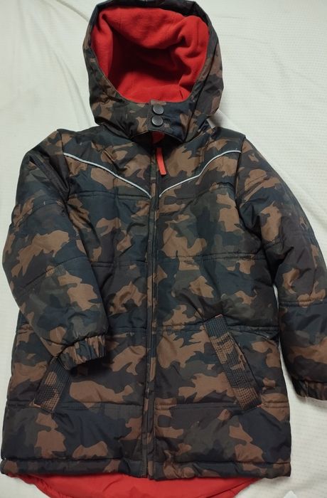 Нова зимова куртка на хлопчика