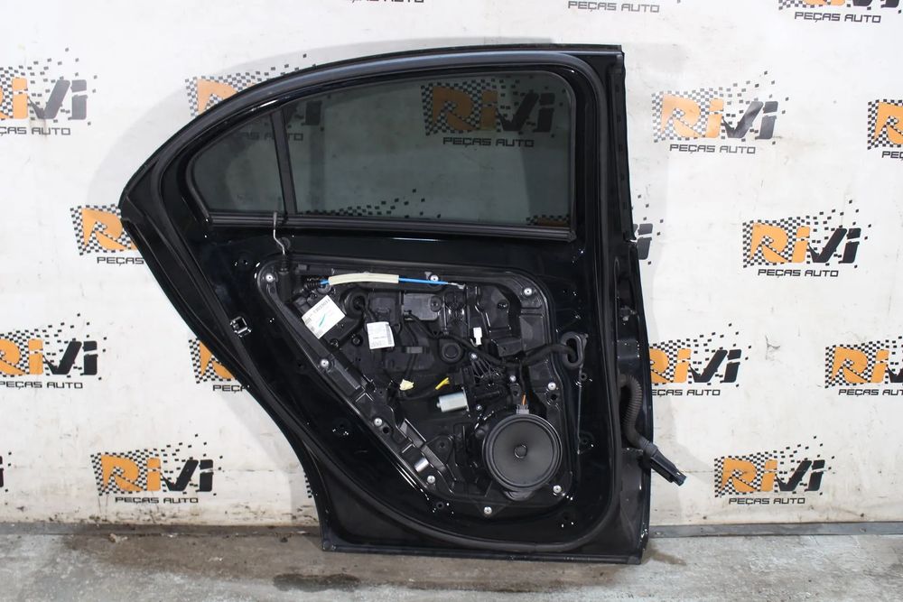 Porta trás esquerda MERCEDES-BENZ Classe A (W176)
