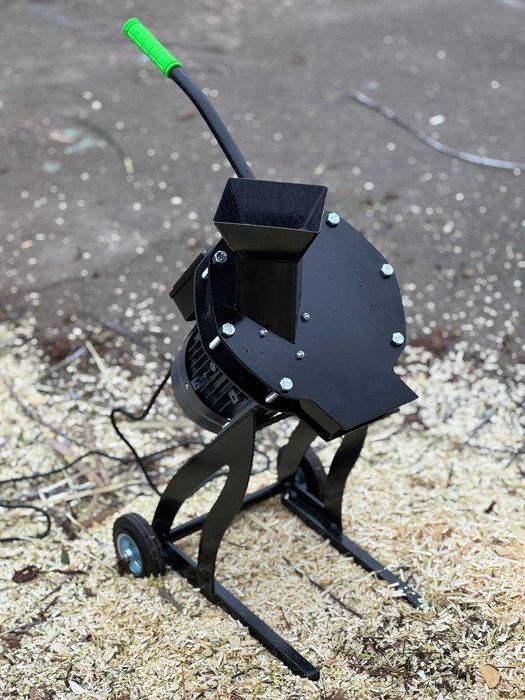 Електричний подрібнювач гілок до 5 см, 3 кВт, 220В щепоріз, щепорез