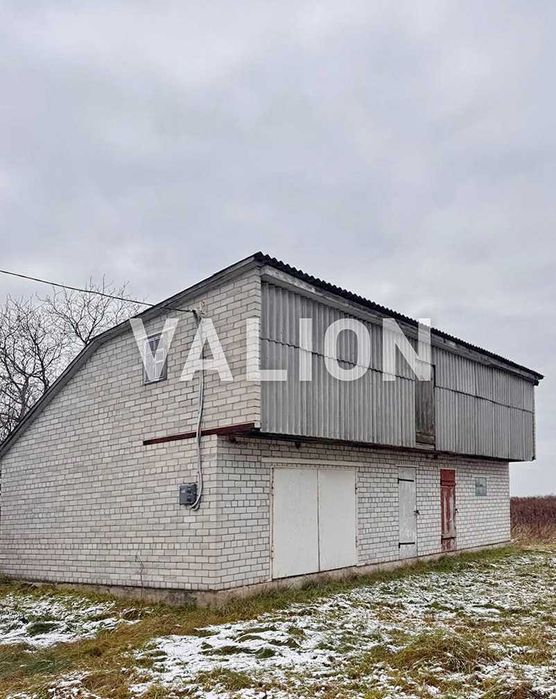 Продаж будинку с. Ставище, Житомирська обл., продаж землі.