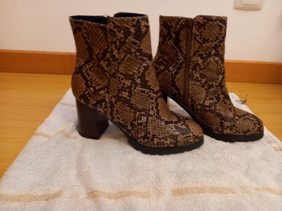 Botas pele de cobra