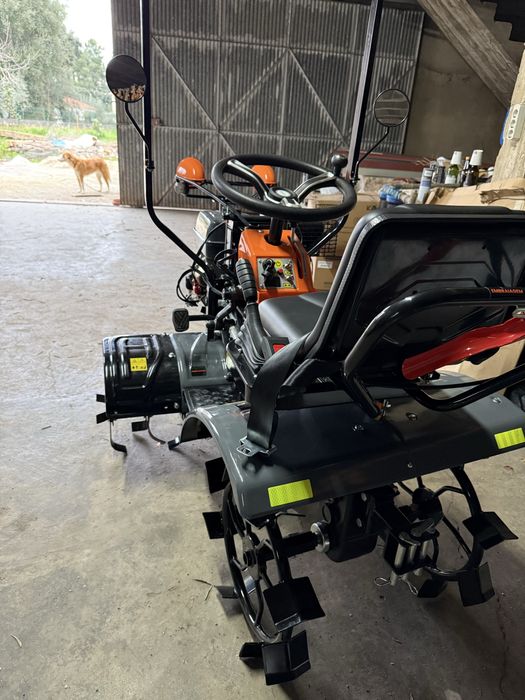 Mini trator a gasolina Kawa