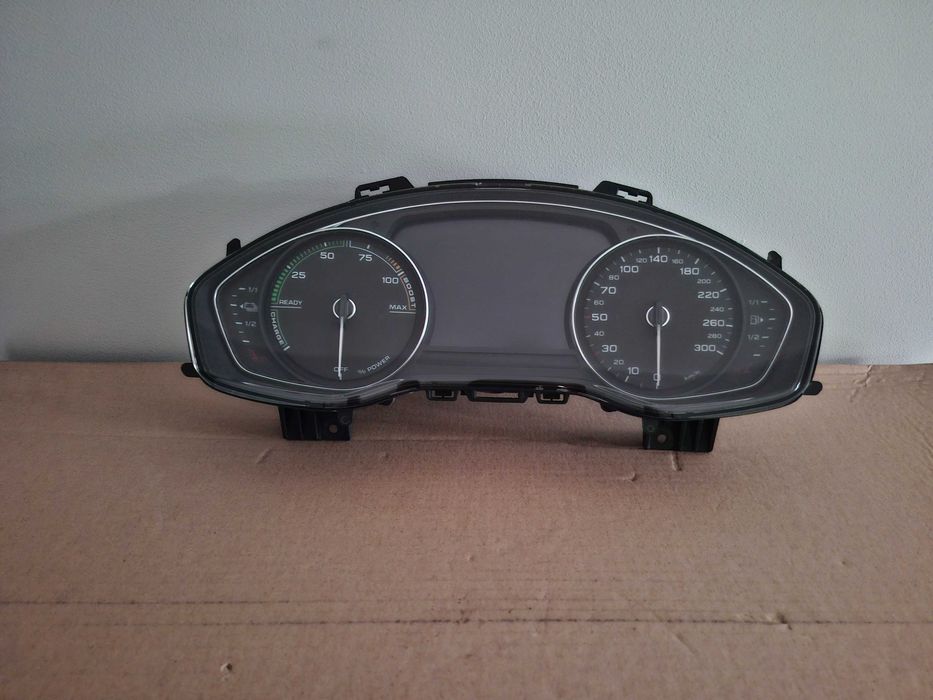 Licznik Zegary Wyświetlacz Audi Q5 FY Oryginał EUROPA