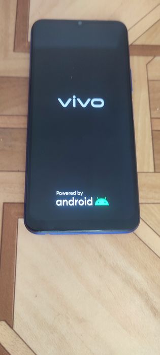 Продам телефон vivo