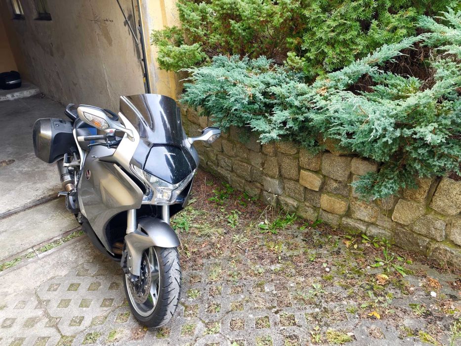 VFR 1200 FD uszkodzony silnik