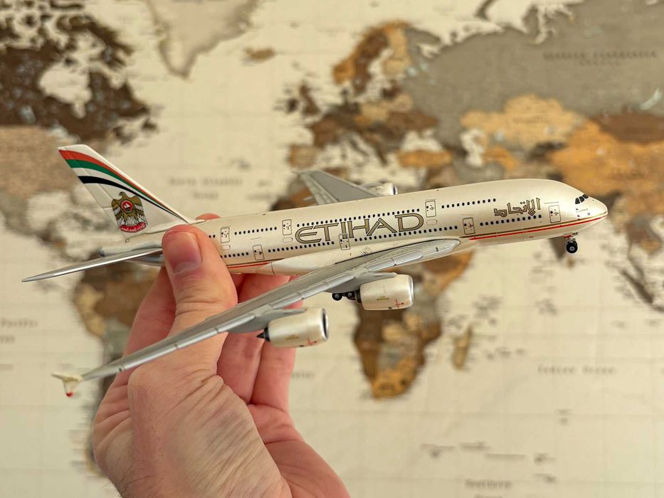 Miniatura Etihad Airways Airbus A380