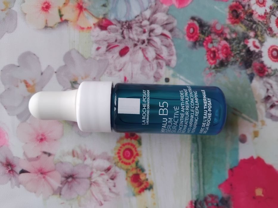 La Roche-Posay Hyalu B5 serum suractive сироватка-концентрат