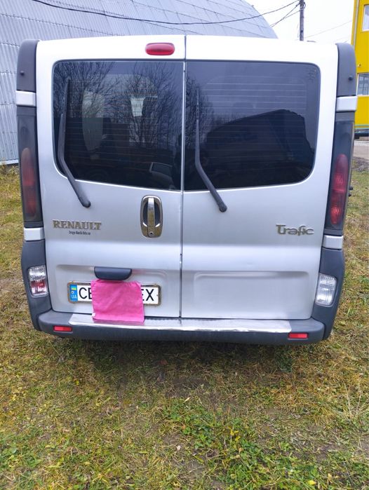 продам авто рено трафік