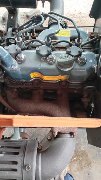 Мінітрактор Kubota B7001 повноприводний