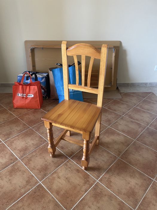 Solid wood quality table + 4 chairs64585241084035124