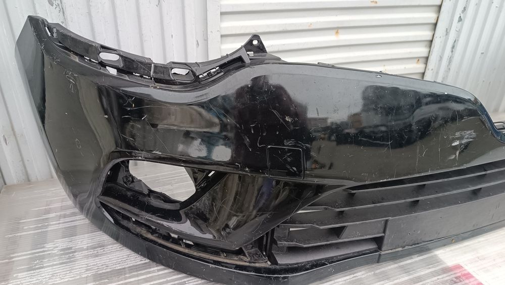 Vendo parachoque de frente Renault Clio 4 ano 2015