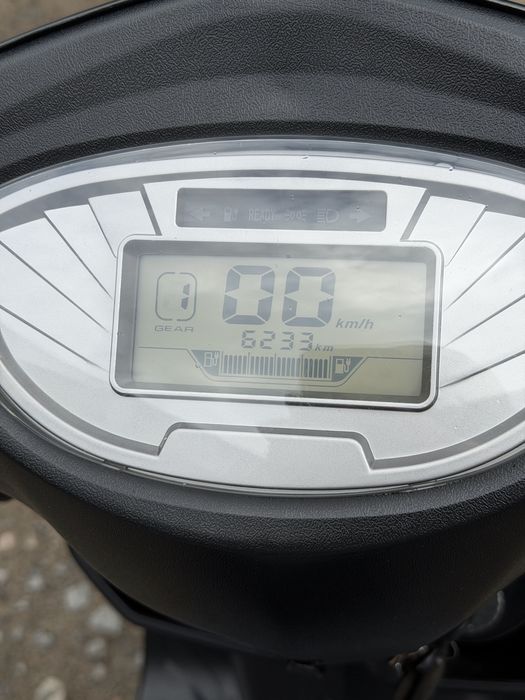 Продам скутер Yadea Luna 1.8kW