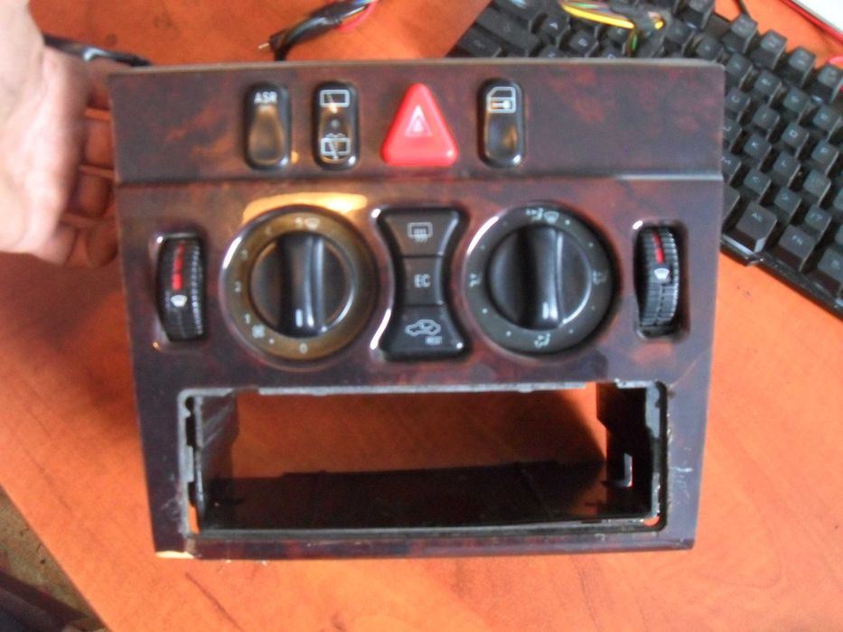 Panel sterowania klimatyzacji Mercedes W210