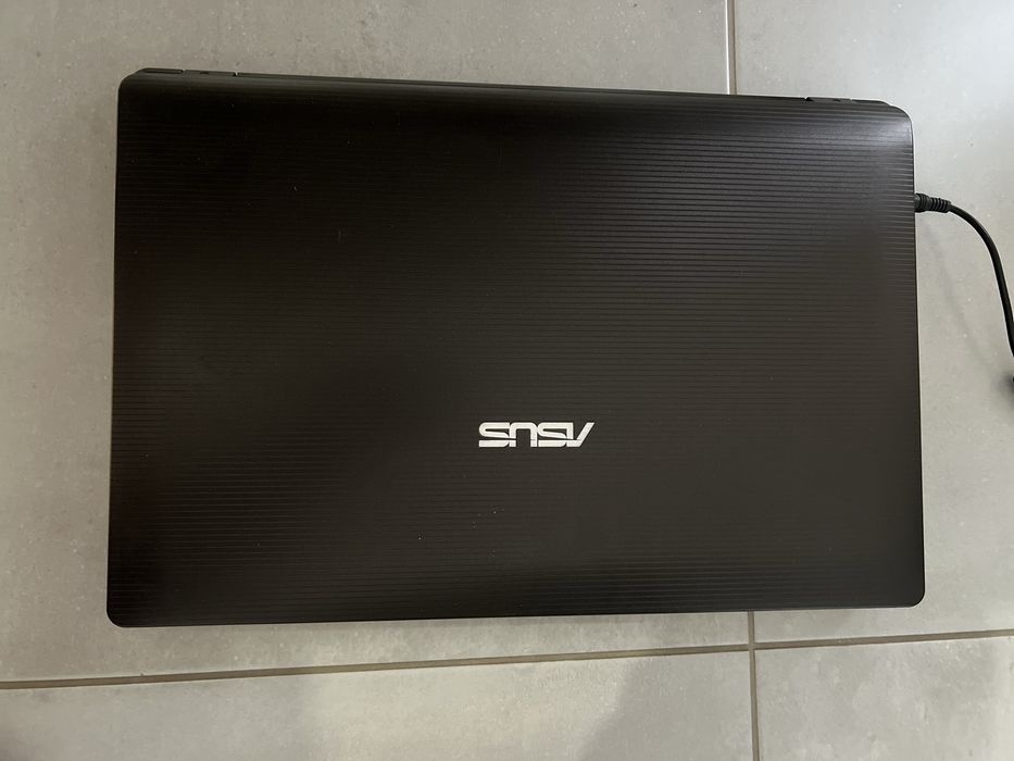 Laptop ASUS X73E-TY195V torba