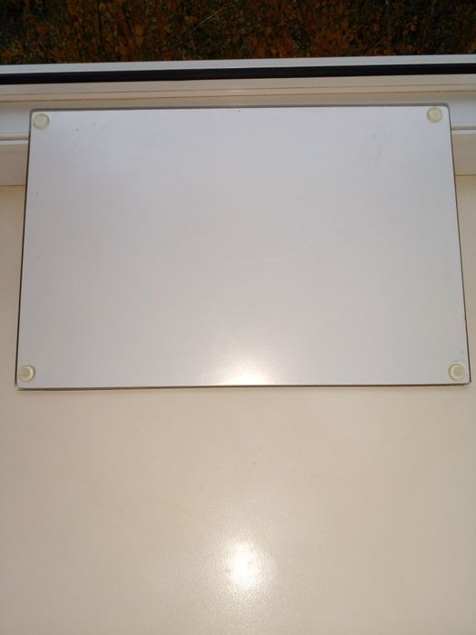 Продам новую стеклян. кухонную доску фирма GLASS CUTTING BOARD