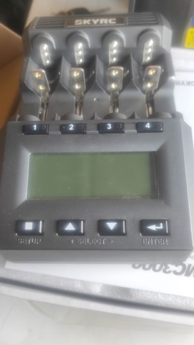 Універсальний зарядний пристрій SkyRC MC3000 50W 3A