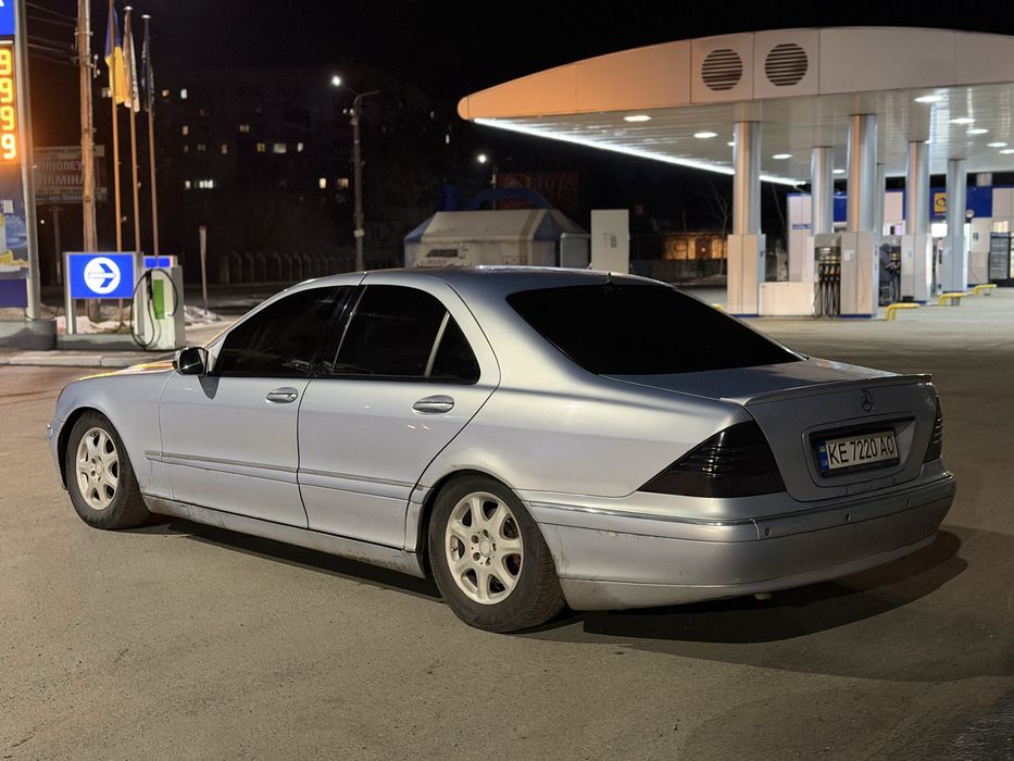 Продам Mercedes S 220