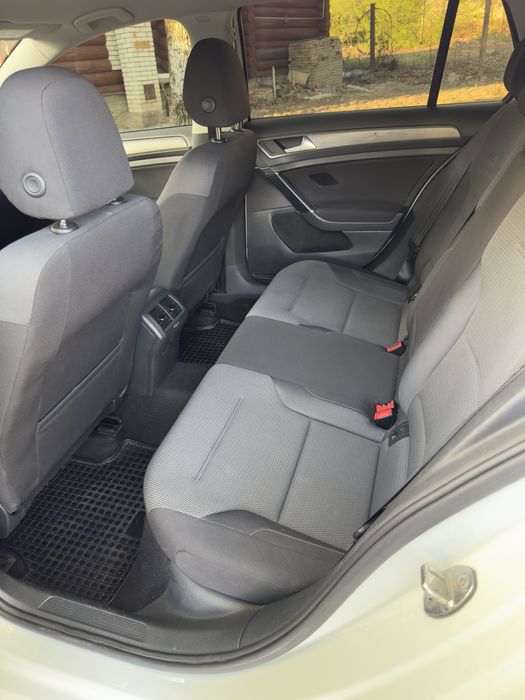 Продаю GOLF 7 2014 рік