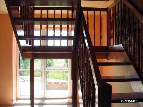 schody drewniane wykonanie i montaż