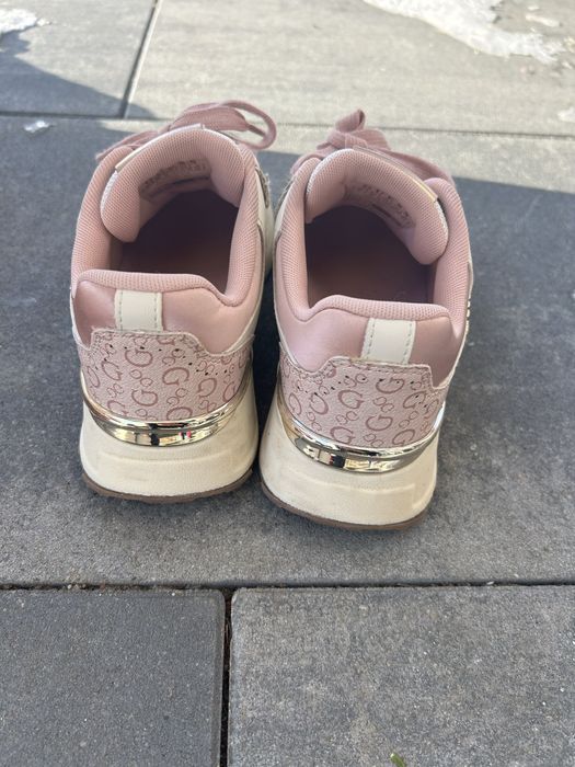 Buty Guess rozm.36