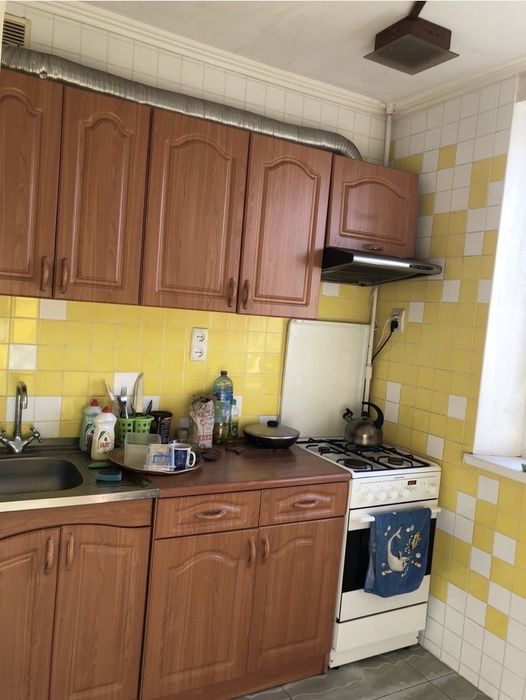 Здам 3 кім кв Вул, Гарібальді 11 метро Студенческая