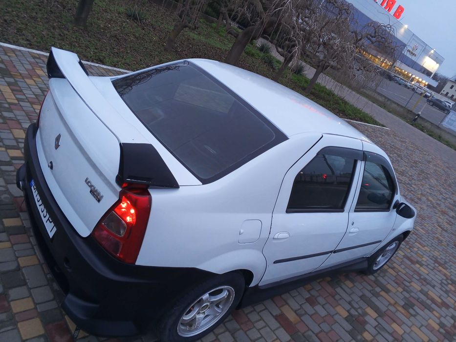 Срочно машина в отличном состоянии