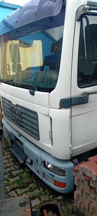 Kabina kompletna MAN TGL 8.180