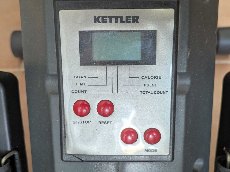 Máquina de Remo Kettler – Pouco Uso