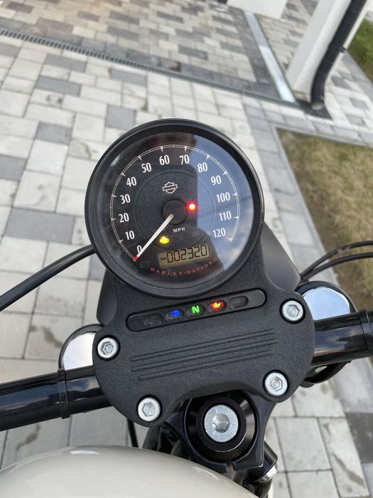 Harley Davidson Iron 883