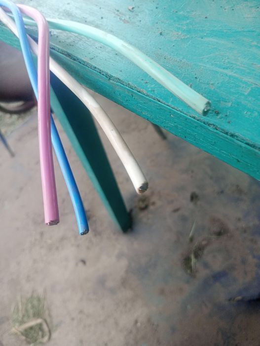 Продам кабель  16 2 бухти