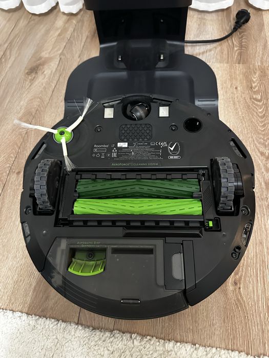 Irobot roomba i7 plus