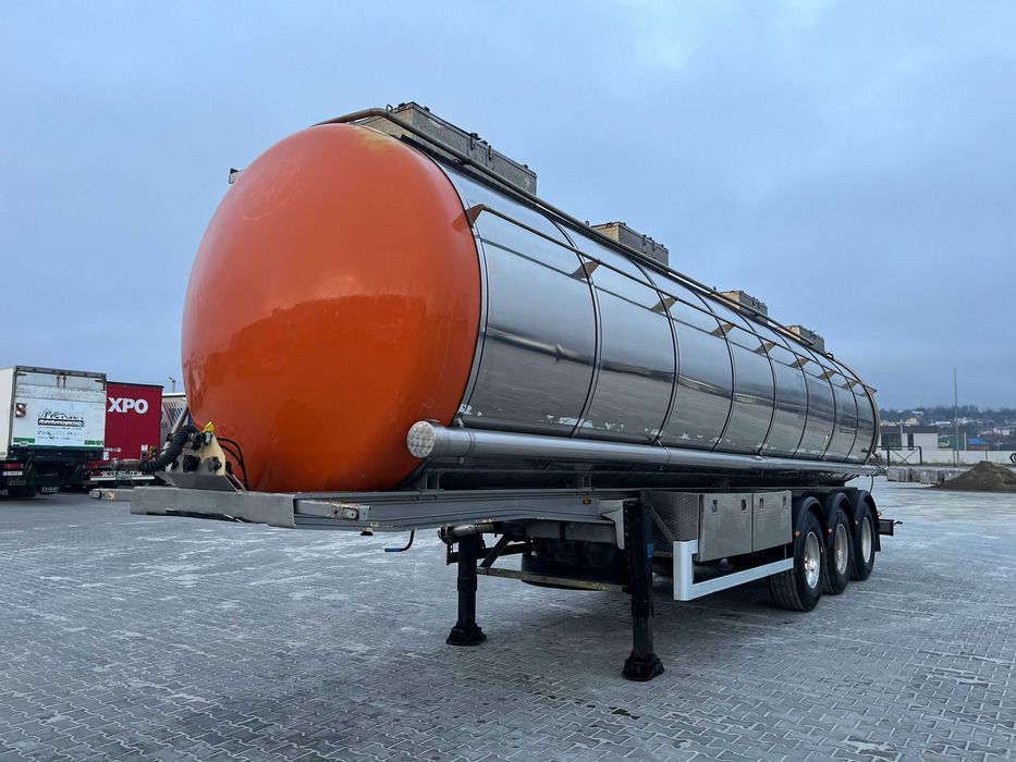 Menci & C s.p.a SL 11532F Напівпричіп-цистерна 1995 / Харчова цистерна