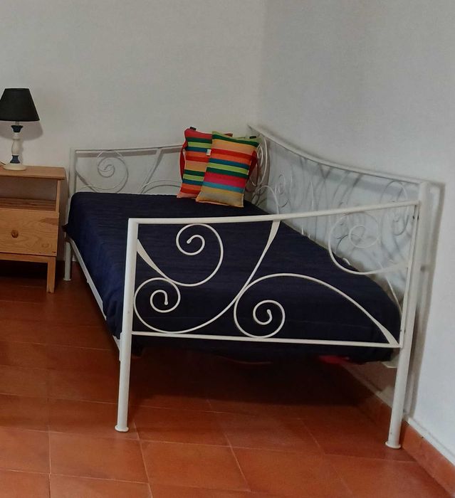 Cama bom estado
